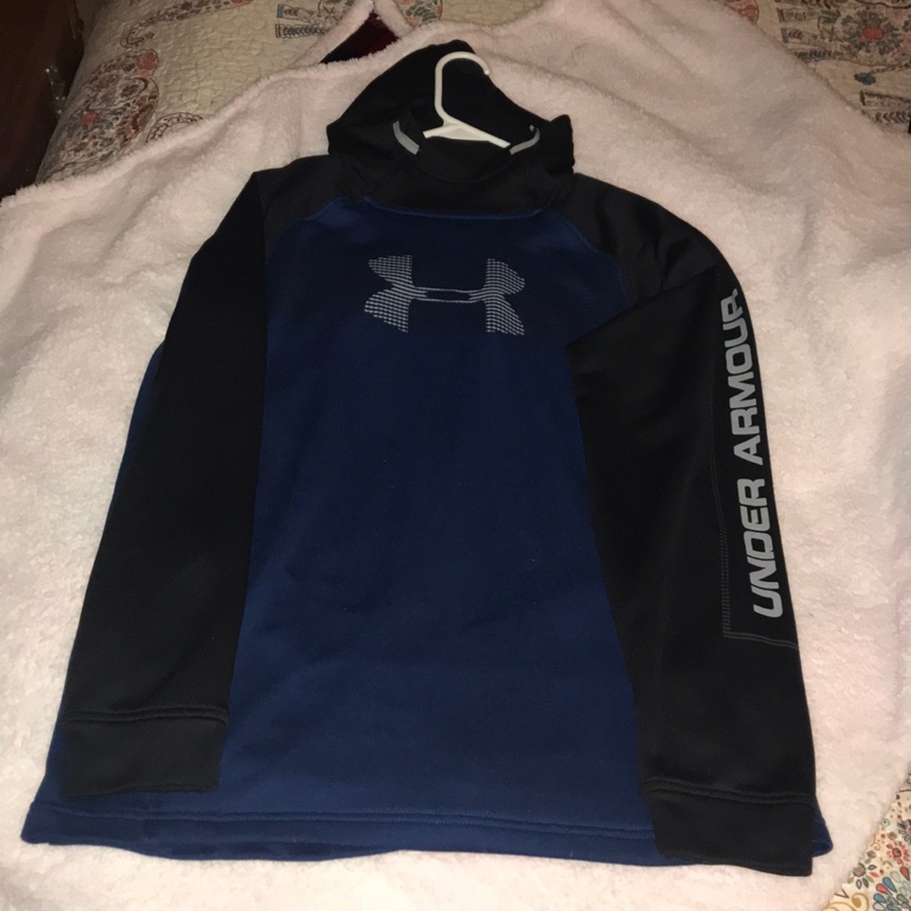 Men’s Under Armour hoodie